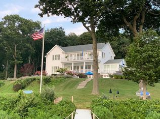 62 Ram Island Dr, Shelter Island Heights, NY 11965