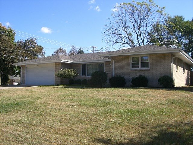 1st image of 404 Woodland Dr