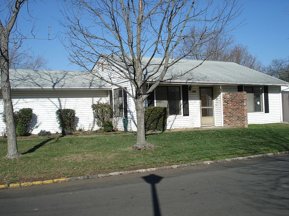 269C Corylus Plaza