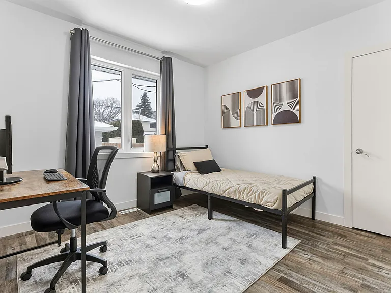639 Brock St #639 — Photo 18