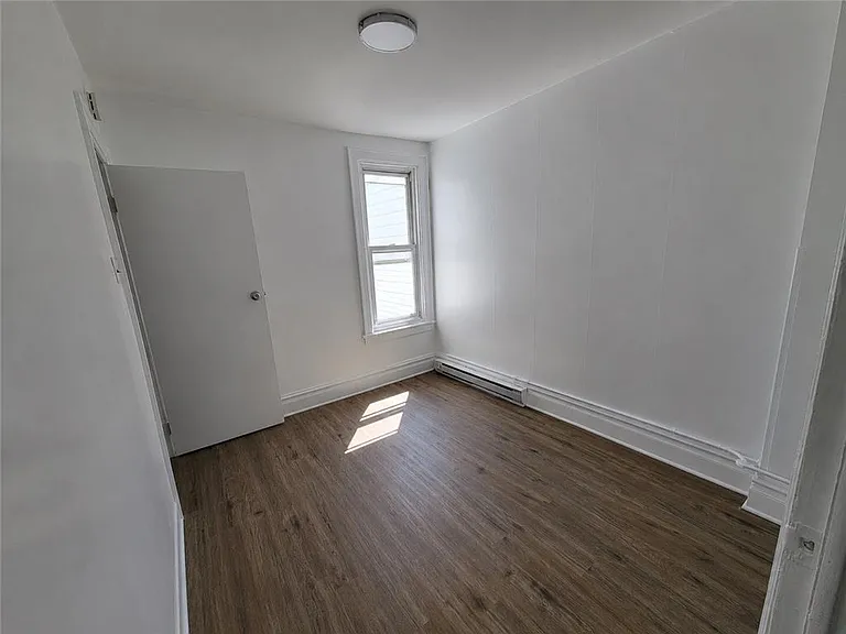 917 N 7th St #2 — Photo 12