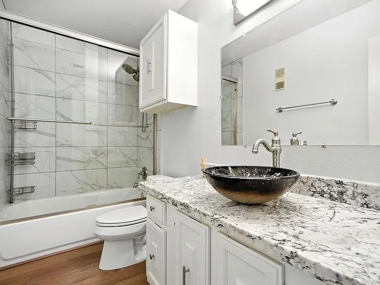 10333 Longmont Dr #35/3 — Photo 17