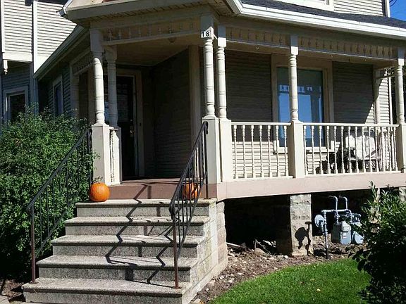 3rd image of 18 W Lincoln Ave