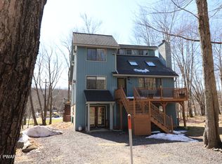 66 Wedge Dr, Lake Ariel, PA 18436