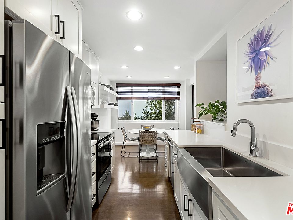 1st image of 8535 W West Knoll Dr APT 110