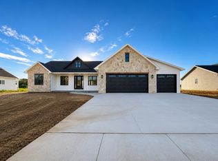 1605 Torchwood Trl, De Pere, WI 54115