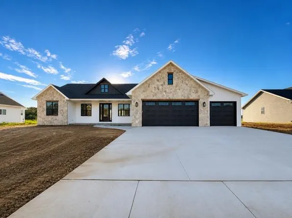 1605 Torchwood Trl, De Pere, WI 54115