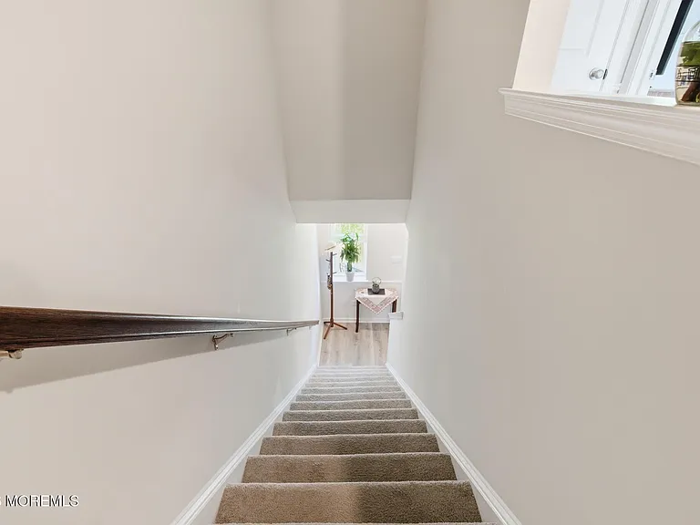 53 Elliot Ln — Photo 13