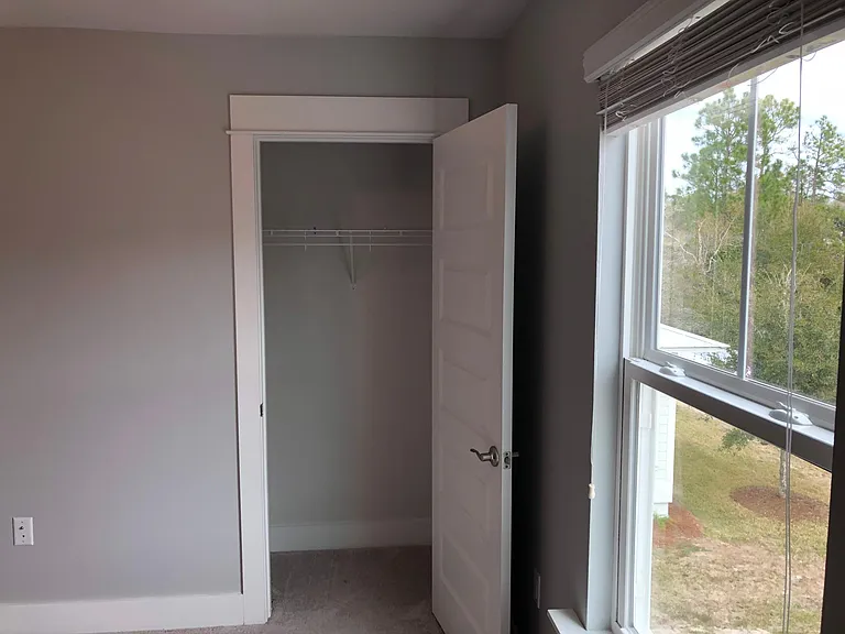 206 Montclair Ave — Photo 16
