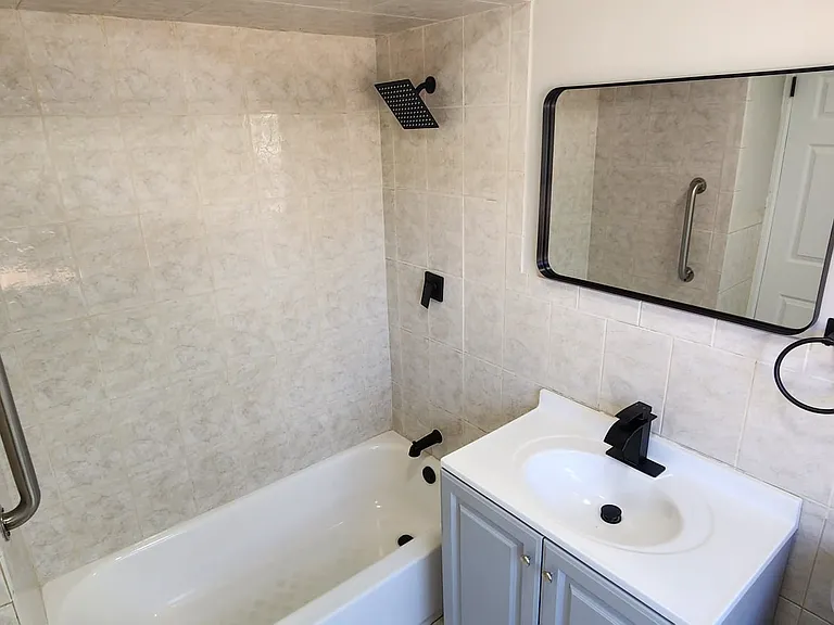 512 Pine St — Photo 23