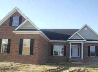 102 Cronan Ct, Dothan, AL 36301