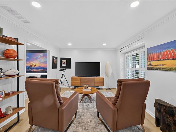 5th image of 101 E Senator Way