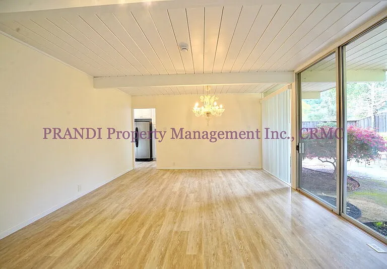 1309 Idylberry Rd — Photo 5