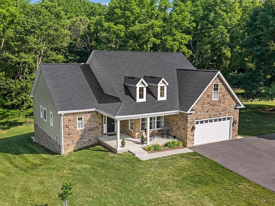 1st image of 632 Eastland Dr