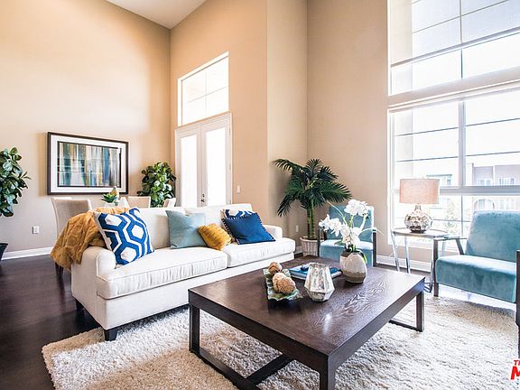 4th image of 5831 Seawalk Dr Unit 230