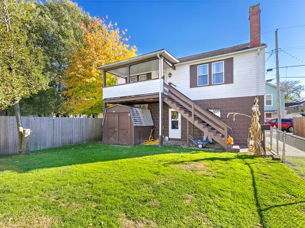 209 E South St, Connellsville, PA 15425