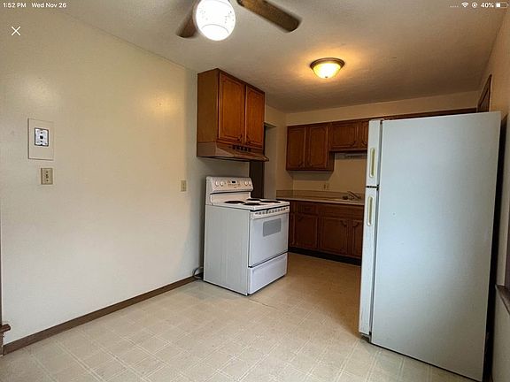 4th image of 2820 Hawthorne Dr