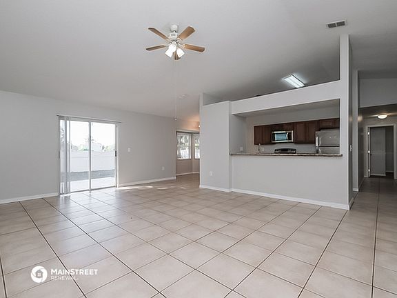 5th image of 2735 Sundance Cir