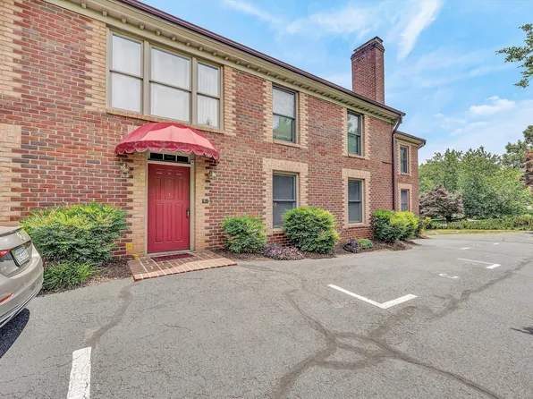 2231 Broadway Ave SW APT D, Roanoke, VA 24014