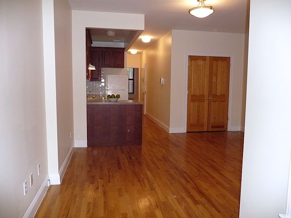 4th image of 202 W 132nd St APT 3