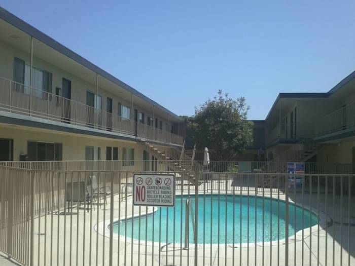 Sparlkling pool