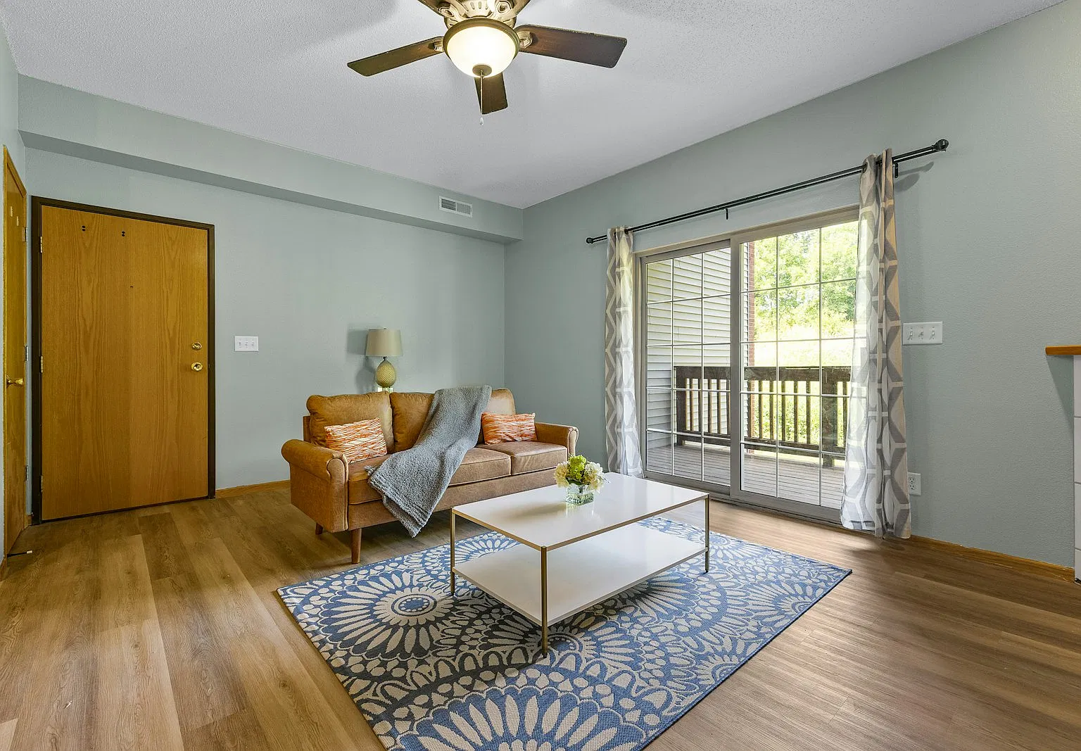 2272 Holiday Road, Unit 607 — Photo 2