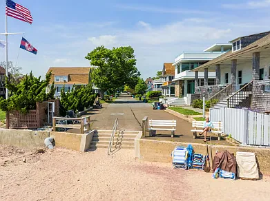 2 Blake Ave — Photo 9