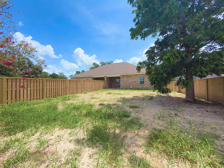 410 A Camellia Dr — Photo 12