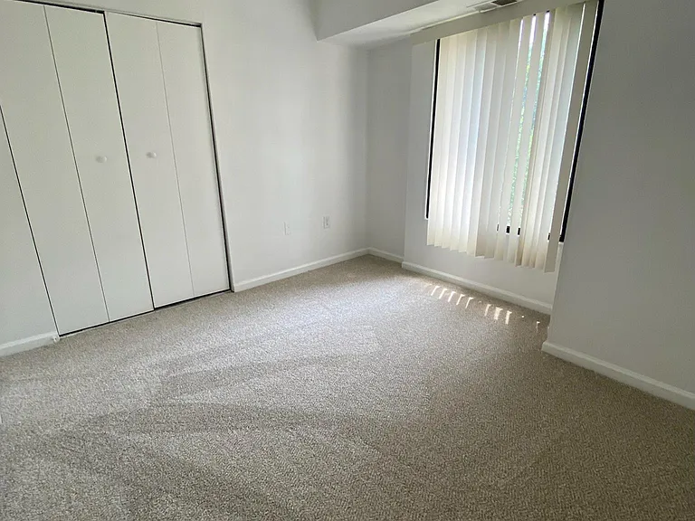 15706 Dorset Rd #202 — Photo 17