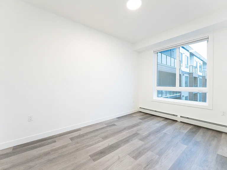 612 67th Ave SW — Photo 79
