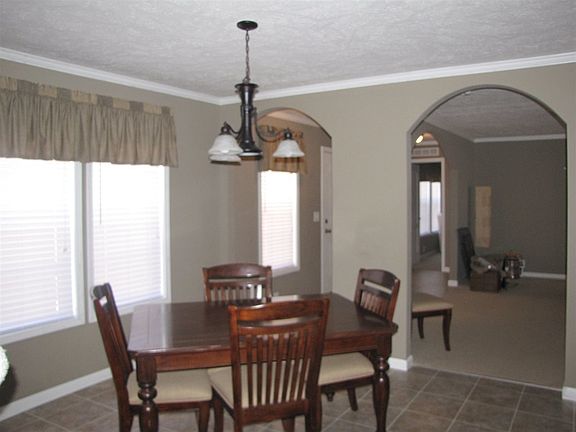 5th image of 333 Peachtree Dr