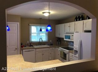 1444 W 46th St, Davenport, IA