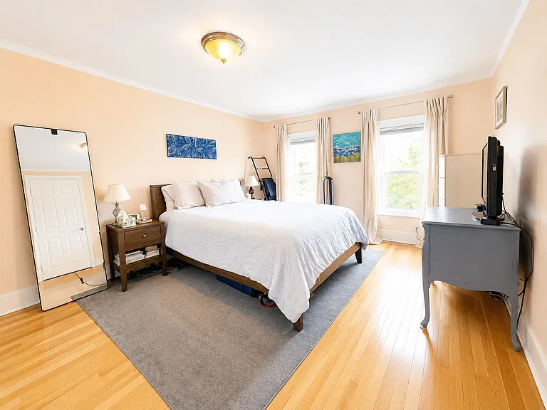 Main bedroom