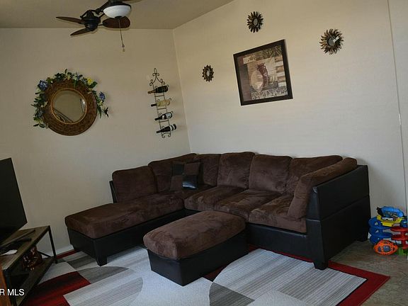 4th image of 12336 Chelmsford Ave