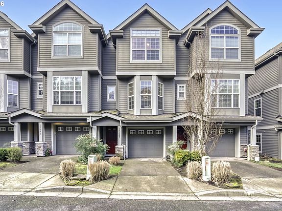 2nd image of 15487 Brianne Ct