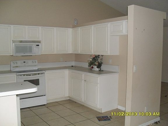 3rd image of 1849 SW Millikin Ave