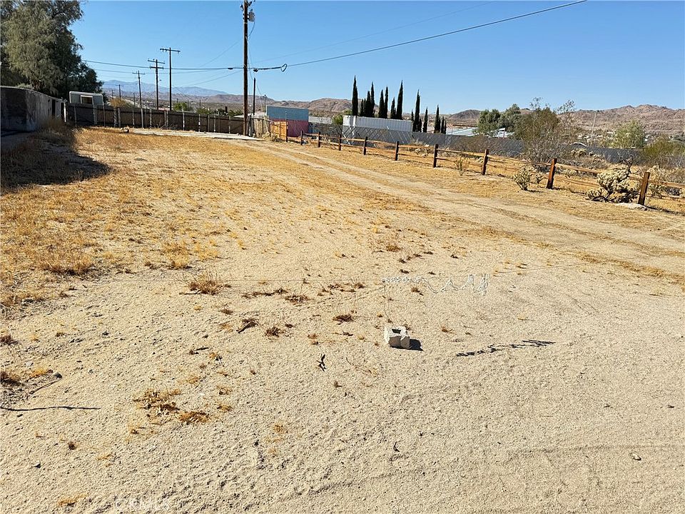 2nd image of 62086 Valley View Cir