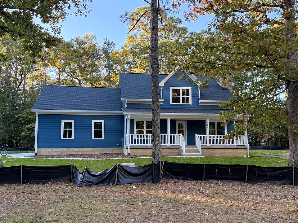 7600 White Oak Dr