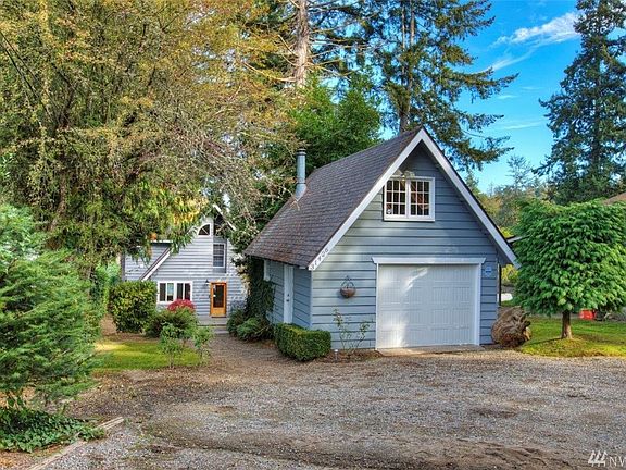 The detached garage has over 320 square feet and a partially finished half loft!