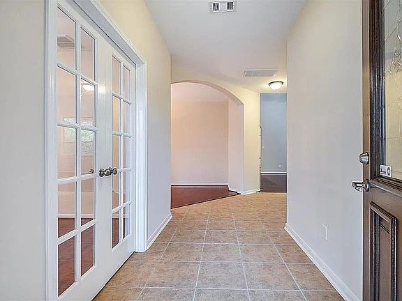 5th image of 26 Quillwood Pl