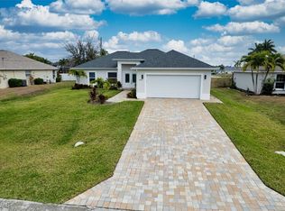 1633 SW 43rd St, Cape Coral, FL 33914