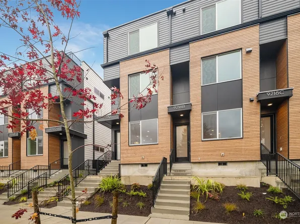 9212 20th Avenue SW #B, Seattle, WA 98106