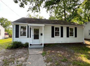 922 Ridgeway Ave, Hampton, VA 23661