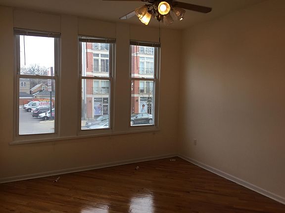 5th image of 1638 N Western Ave APT 2