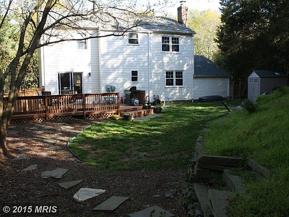 Exterior (Rear)