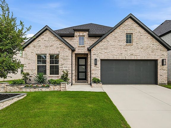 3rd image of 5429 Golden Sun Ln