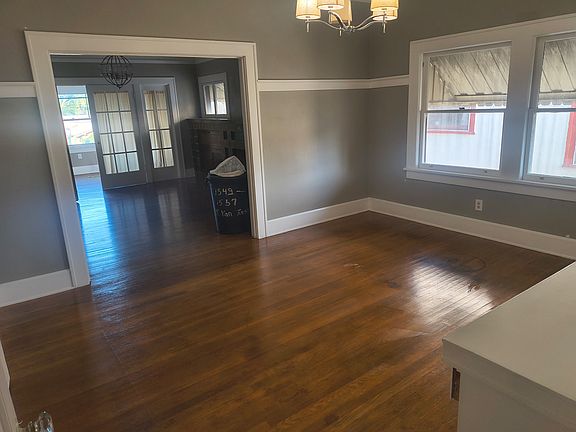 3rd image of 1555 N Van Ness Ave #1
