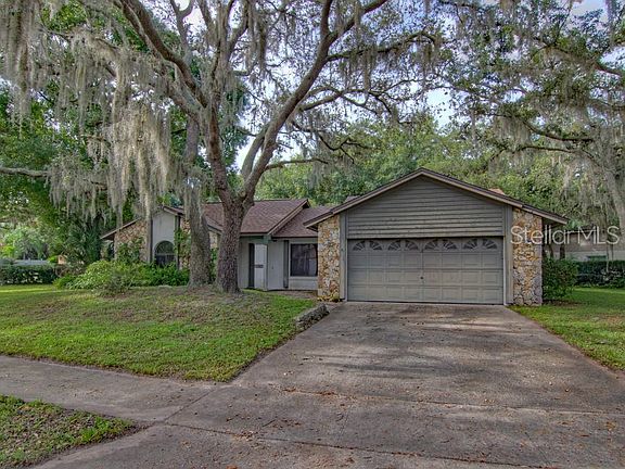 3rd image of 4833 Stahl Ct