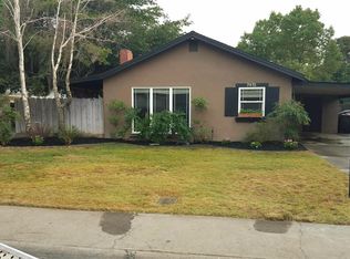 7412 Pine St, Hughson, CA 95326