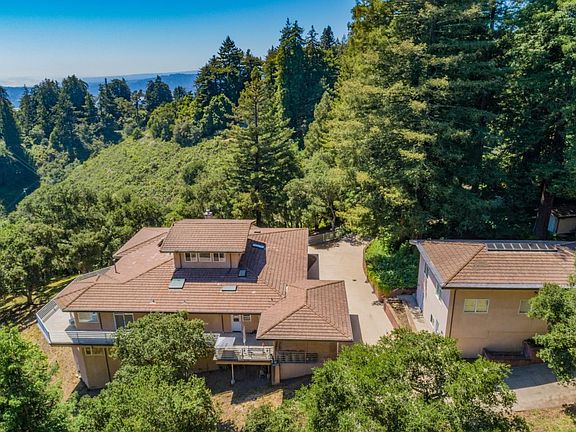 4th image of 250 Bella Vista Ln